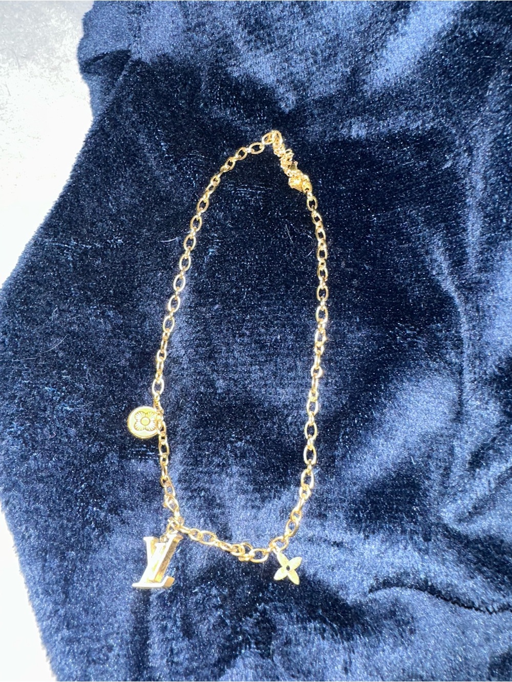 Gold Charm Chain necklace with Signature Letter L V Charm